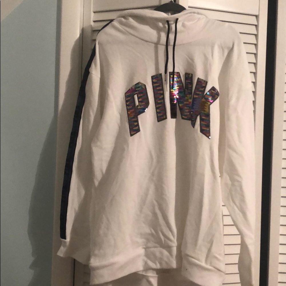 New with tags pink vs sweatshirt